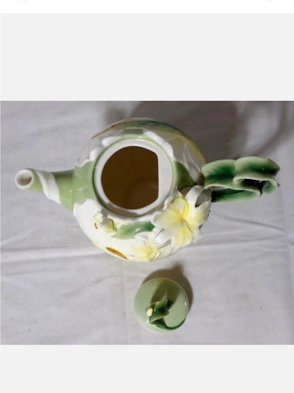 Pier one Ginger Lily porcelain Teapot